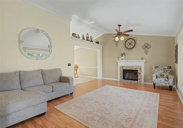Photo 3 of Single family home for sale at 1003 Ashby Dr, Allen, TX 75002 | MLS# 21374061 | Listing updated on 2026-10-06