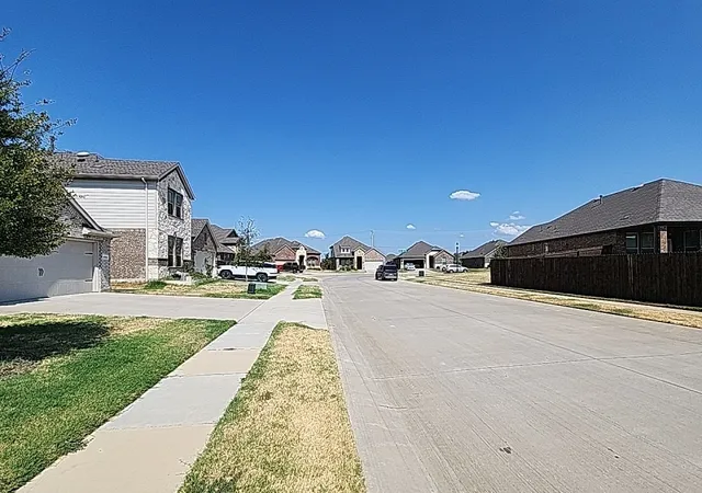 Photo 3 of Single family home for sale at 10318 Thunderwood Dr, Aubrey, TX 76227 | MLS# 21378127 | Listing updated on 2026-09-04