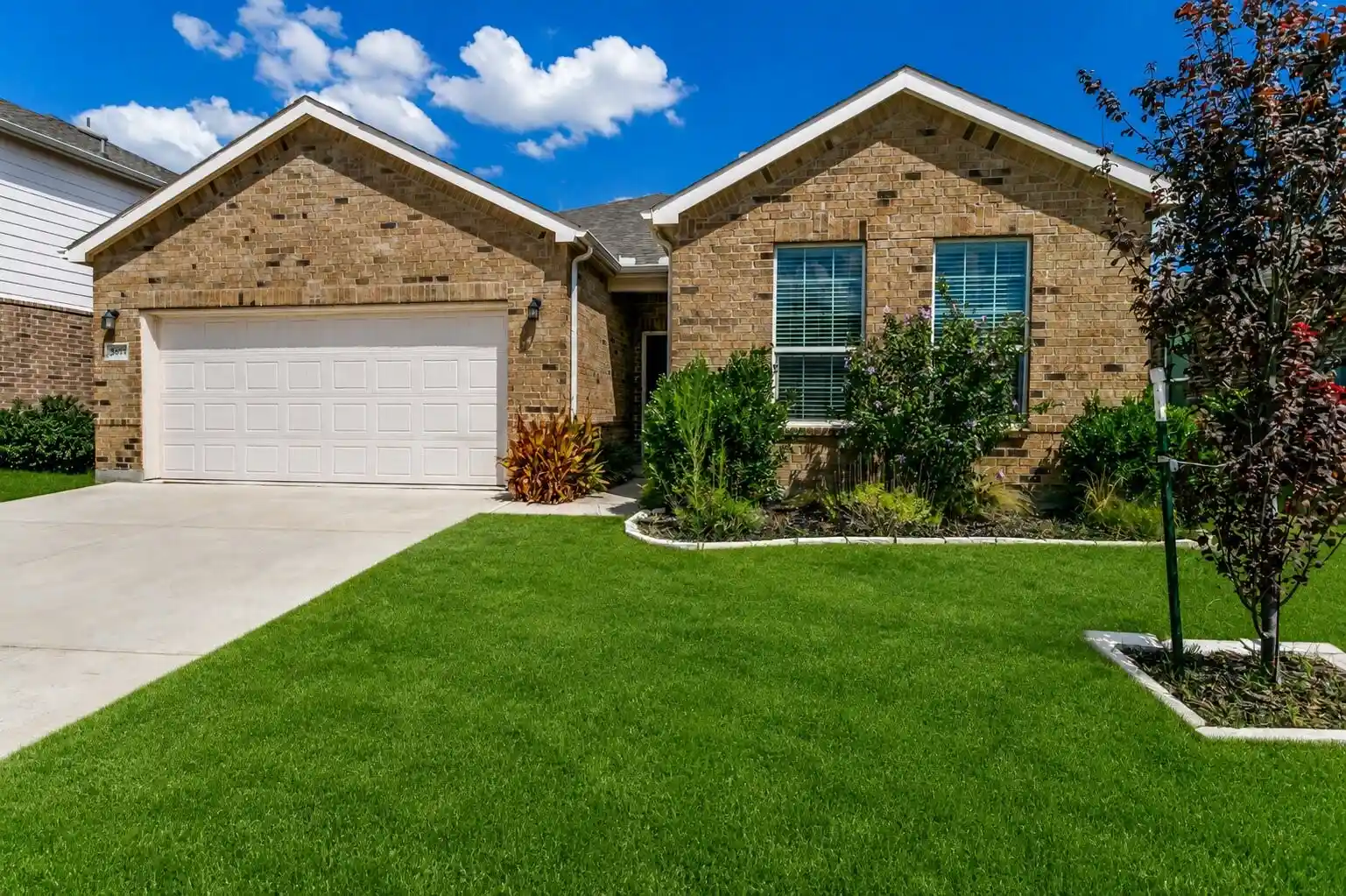 Photo 1 of Sale Pending at 5612 Apple Grv Way, Fort Worth, TX 76123 | MLS# 21378103 | Listing updated on 2026-10-09