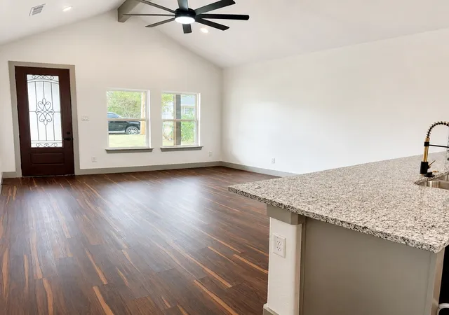 Photo 3 of Sale Pending at 207 Cotton St, Alvarado, TX 76009 | MLS# 21376828 | Listing updated on 2026-09-24