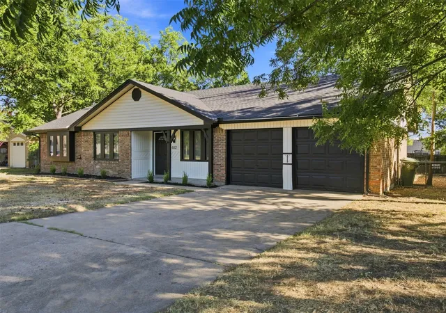 Photo 2 of Single family home for sale at 612 Simpson Ter, Bedford, TX 76021 | MLS# 21377934 | Listing updated on 2026-10-08