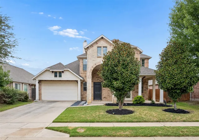 Photo 2 of Sale Pending at 1121 Ponderosa Dr, Aubrey, TX 76227 | MLS# 21356696 | Listing updated on 2026-09-28