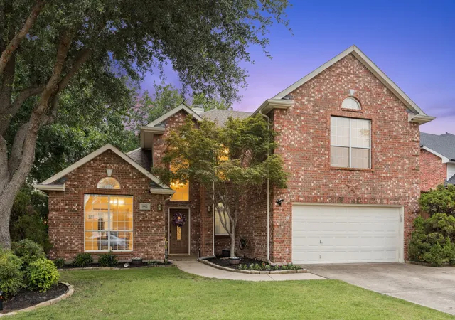 Photo 3 of Single family home for sale at 5902 Ambassador Ln, Rowlett, TX 75089 | MLS# 21378309 | Listing updated on 2026-09-04