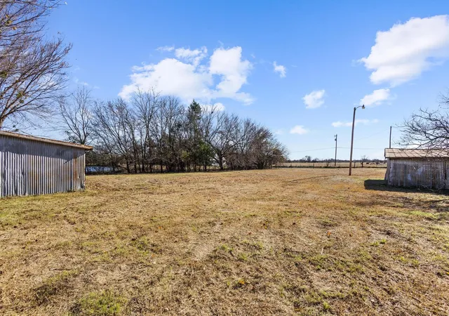 Photo 4 of Sale Pending at 3467 E Fm 120, Denison, TX 75021 | MLS# 21378310 | Listing updated on 2026-10-01