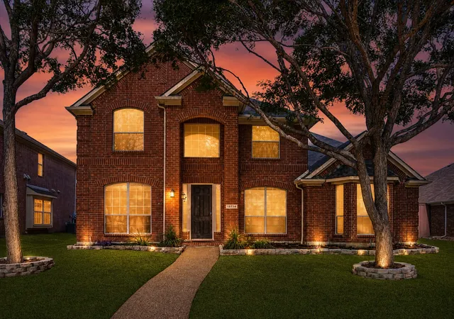 Photo 3 of Single family home for sale at 13714 Fall Harvest Dr, Frisco, TX 75033 | MLS# 21377488 | Listing updated on 2026-10-06
