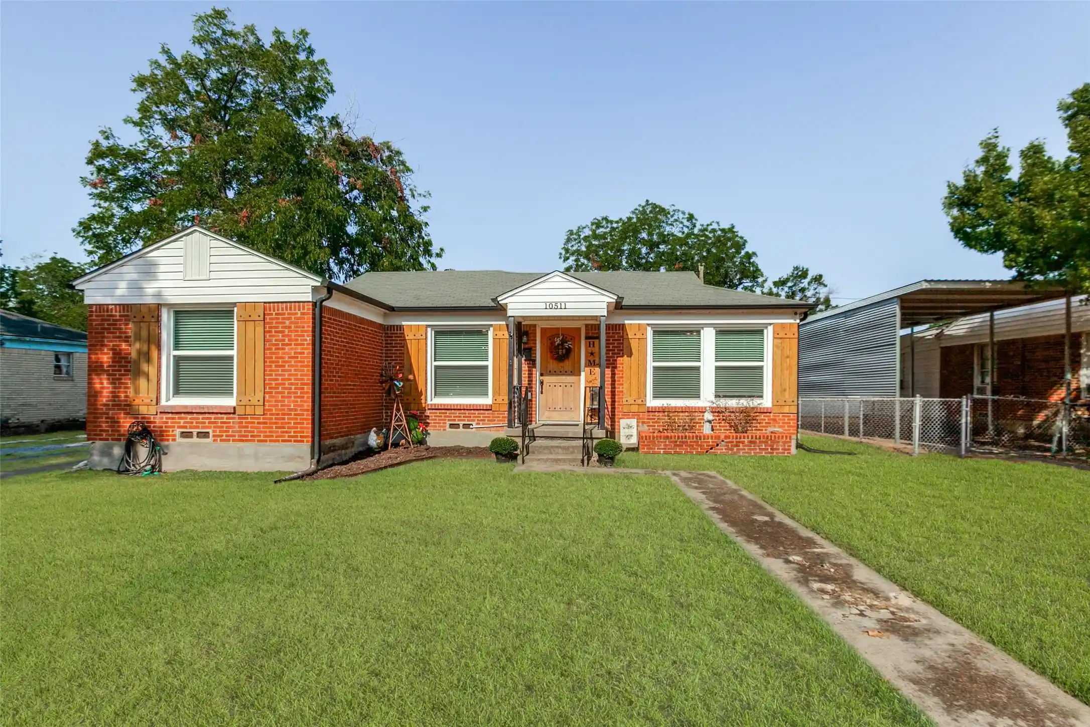 Photo 1 of Single family home for sale at 10511 Desdemona Dr, Dallas, TX 75228 | MLS# 21378324 | Listing updated on 2026-10-18
