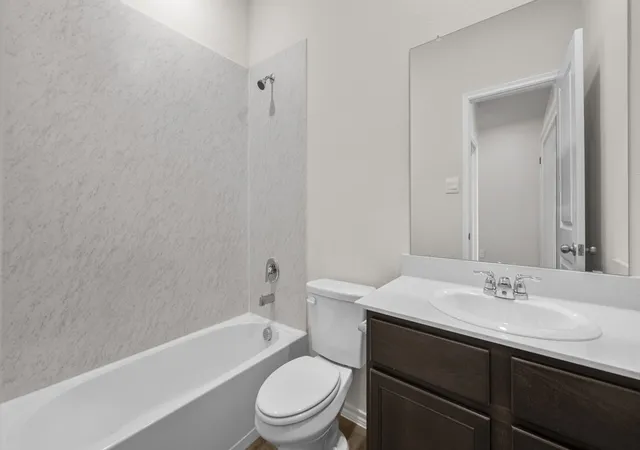 Photo 3 of Single family home for sale at 2008 Reveille Way, Terrell, TX 75160 | MLS# 21378451 | Listing updated on 2026-10-07