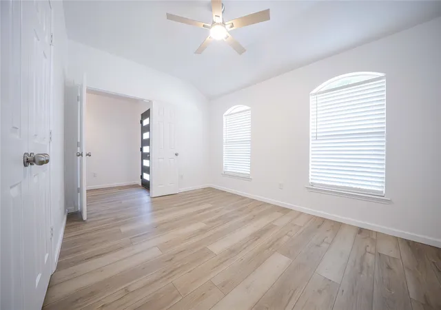 Photo 3 of Single family home for sale at 1713 Heron Dr, Aubrey, TX 76227 | MLS# 21378350 | Listing updated on 2026-10-07