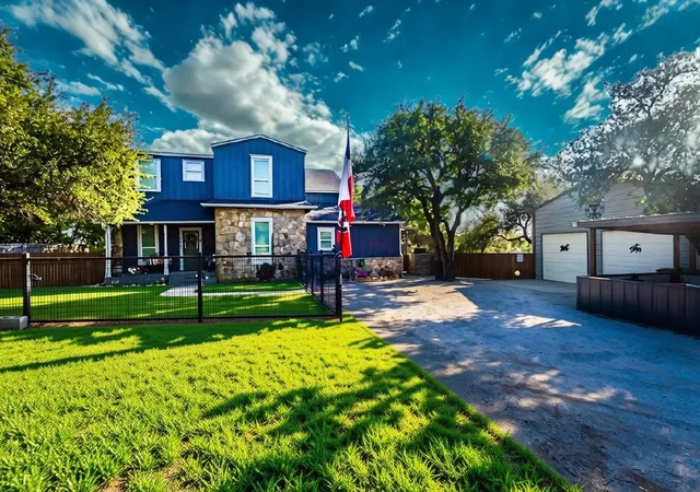 Photo 1 of Sale Pending at 212 Quiten Ln, Graham, TX 76450 | MLS# 21376412 | Listing updated on 2026-10-03