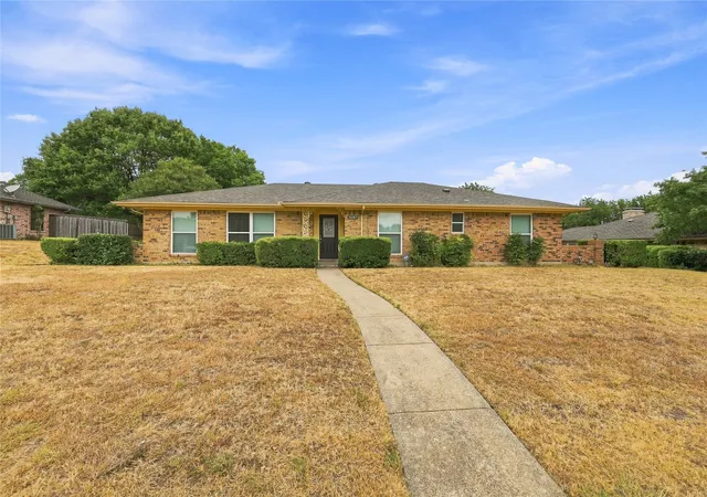 Photo 1 of Sale Pending at 1047 Quail Run, Duncanville, TX 75116 | MLS# 21378543 | Listing updated on 2026-09-19