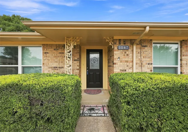 Photo 2 of Sale Pending at 1047 Quail Run, Duncanville, TX 75116 | MLS# 21378543 | Listing updated on 2026-09-19
