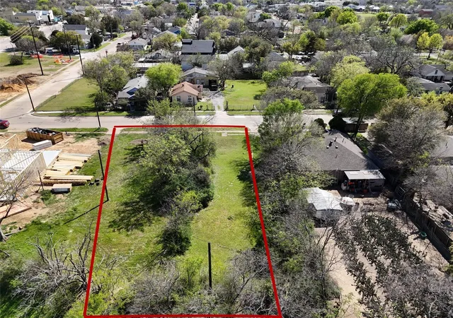 Photo 1 of Land for sale at 825 Shaw St, Dallas, TX 75212 | MLS# 21378492 | Listing updated on 2026-09-05