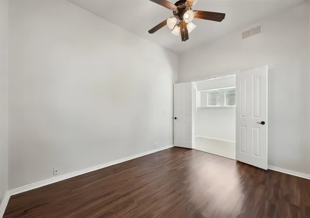 Photo 4 of Single family home for sale at 1313 Concho Trl, Mansfield, TX 76063 | MLS# 21355851 | Listing updated on 2026-10-08