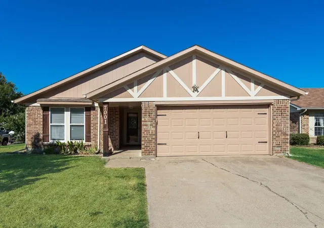 Photo 1 of Sale Pending at 7001 Rose Lea Ct, Fort Worth, TX 76137 | MLS# 21377380 | Listing updated on 2026-10-07