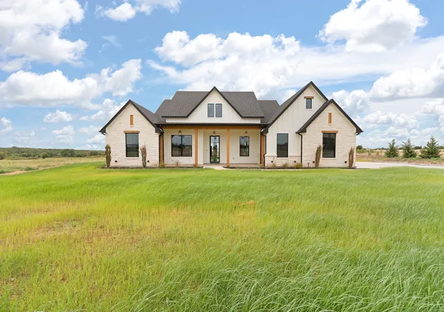 Photo 1 of Single family home for sale at 12721 W Fm 4, Godley, TX 76044 | MLS# 21378467 | Listing updated on 2026-09-22
