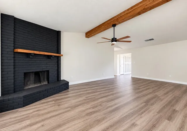 Photo 3 of Single family home for sale at 1609 Bette Dr, Mesquite, TX 75149 | MLS# 21374346 | Listing updated on 2026-10-07