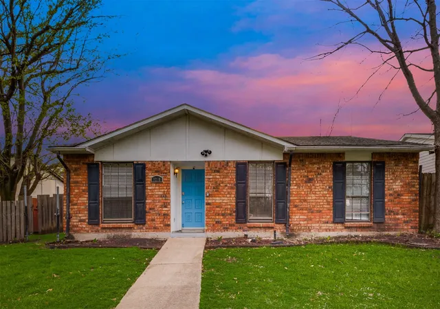 Photo 2 of Single family home for sale at 9230 Millwood Dr, Rowlett, TX 75088 | MLS# 21375335 | Listing updated on 2026-10-06