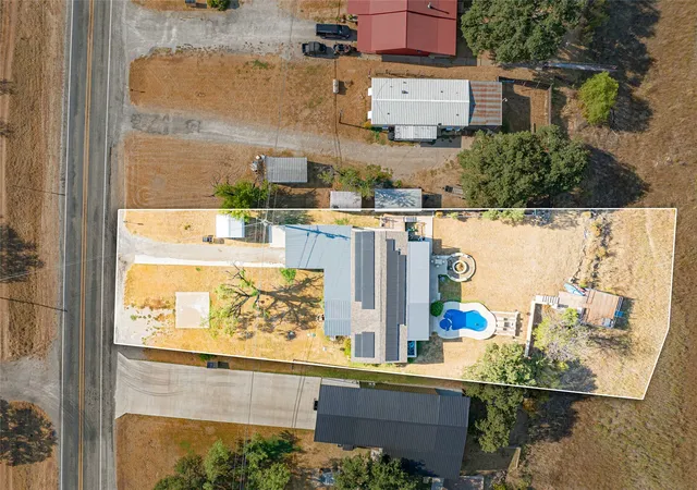 Photo 2 of Single family home for sale at 236 Fm 3201, Breckenridge, TX 76424 | MLS# 21378333 | Listing updated on 2026-09-05