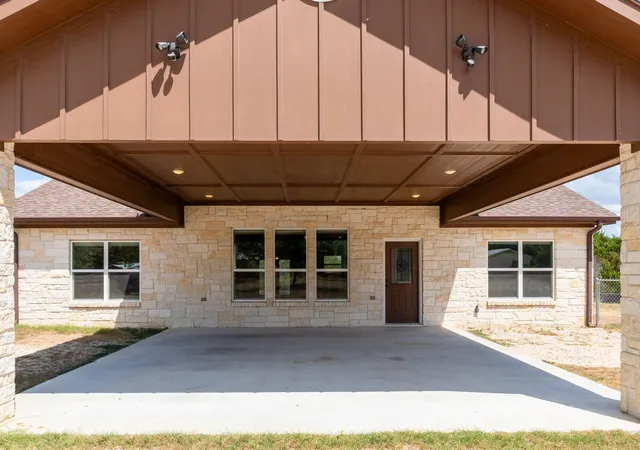 Photo 2 of Single family home for sale at 534 County Rd 3081, Lampasas, TX 76550 | MLS# 21378781 | Listing updated on 2026-09-25