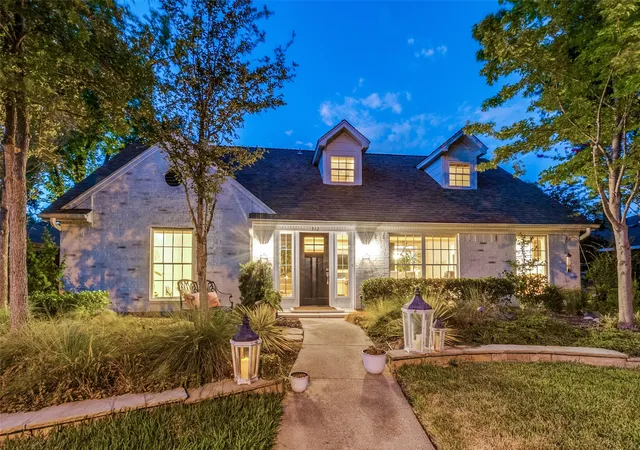 Photo 1 of Sale Pending at 312 Cyn Valley Dr, Richardson, TX 75080 | MLS# 21378728 | Listing updated on 2026-10-02