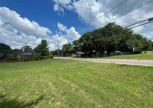 Photo 3 of Land for sale at 163 W Acres Lamberth Rd, Sherman, TX 75092 | MLS# 21376241 | Listing updated on 2026-09-05