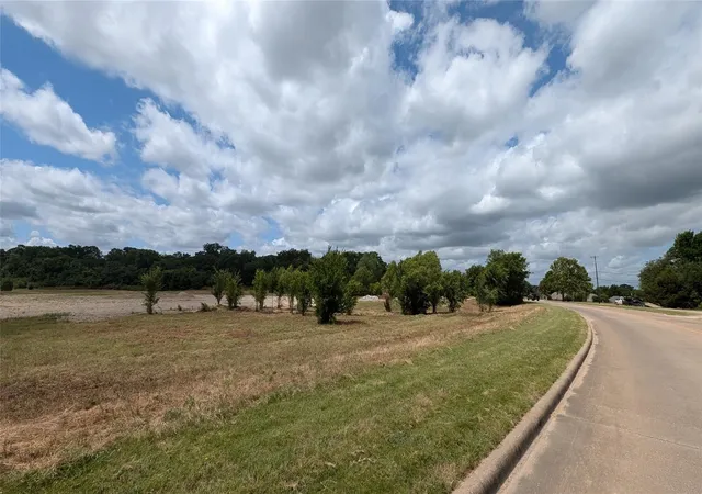 Photo 2 of Land for sale at 1800 W Crawford St, Denison, TX 75020 | MLS# 21376538 | Listing updated on 2026-09-05