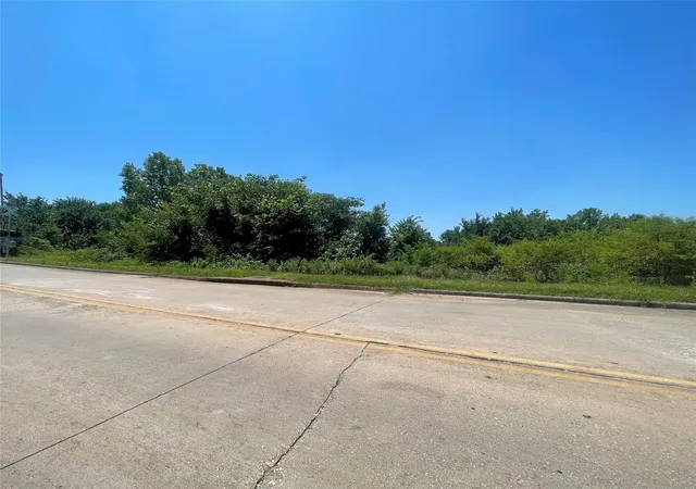 Photo 3 of Land for sale at 1800 W Crawford St, Denison, TX 75020 | MLS# 21376538 | Listing updated on 2026-09-05