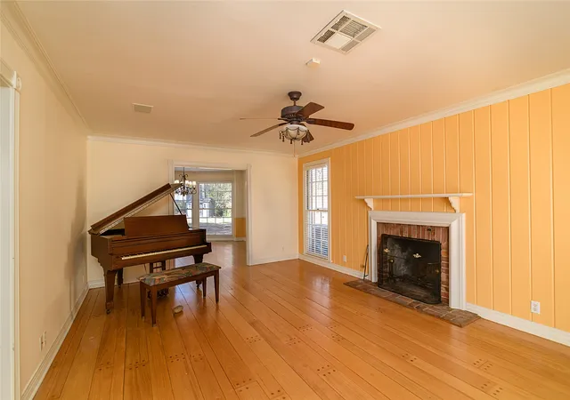 Photo 3 of Single family home for sale at 6114 Dillingham Ave, Shreveport, LA 71106 | MLS# 21378820 | Listing updated on 2026-10-03