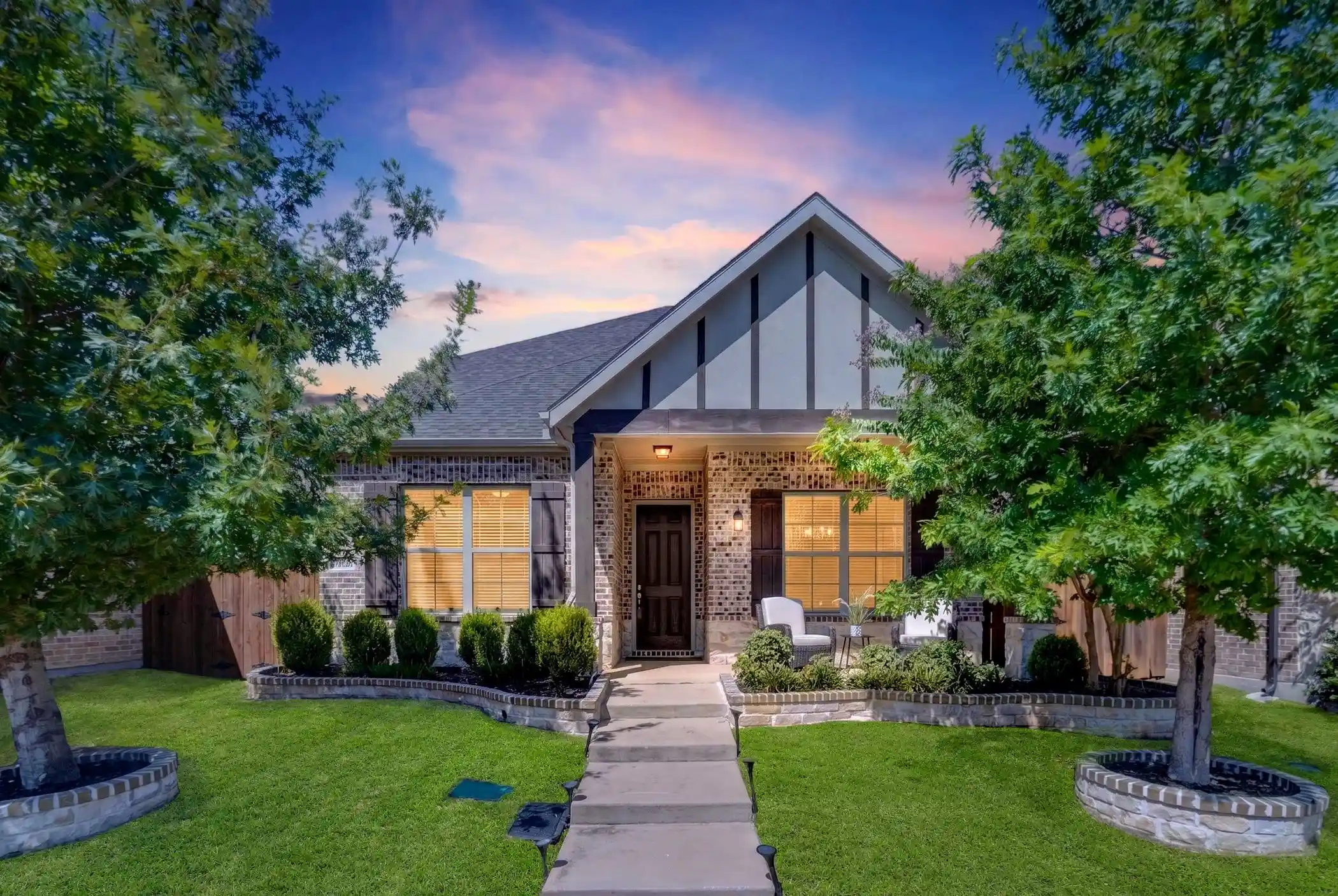 Photo 1 of Single family home for sale at 12766 Mercer Pkwy, Dallas, TX 75234 | MLS# 21378478 | Listing updated on 2026-10-29
