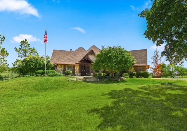 Photo 1 of Single family home for sale at 9229 Hub Clark Rd, Pilot Point, TX 76258 | MLS# 21374675 | Listing updated on 2026-09-06