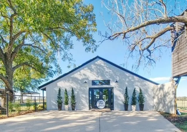 Photo 1 of Single family home for sale at 1210 Vz County Rd 2316, Canton, TX 75103 | MLS# 21377912 | Listing updated on 2026-09-05