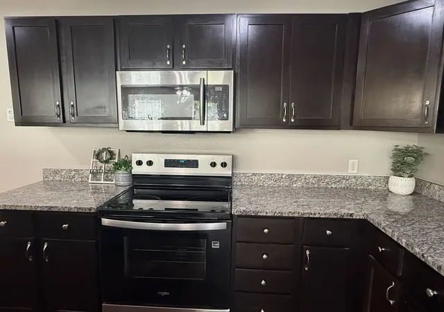 Photo 4 of Single family home for sale at 1802 N Woods St, Sherman, TX 75092 | MLS# 21377996 | Listing updated on 2026-09-25