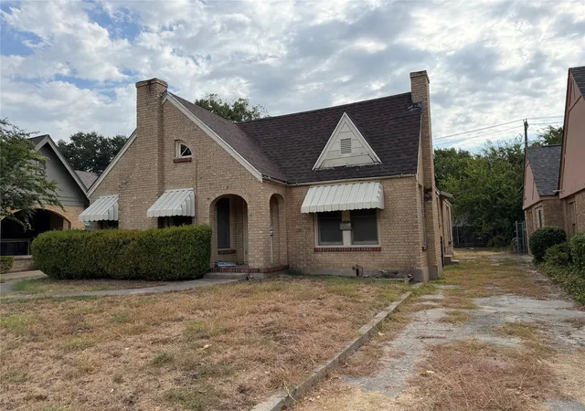 Photo 2 of Multi family home for sale at 3207 Odessa Ave, Fort Worth, TX 76109 | MLS# 21378682 | Listing updated on 2026-10-05