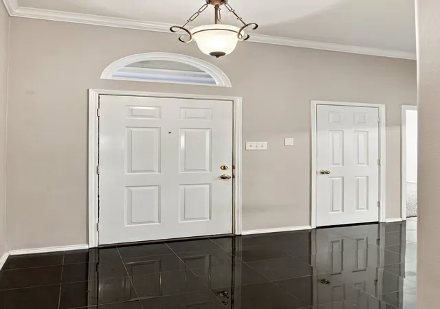 Photo 4 of Single family home for sale at 9108 Saranac Trl, Fort Worth, TX 76118 | MLS# 21375780 | Listing updated on 2026-09-18