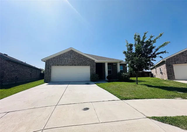 Photo 1 of Single family home for sale at 13341 Pine Dunes Dr, Haslet, TX 76052 | MLS# 21378941 | Listing updated on 2026-09-05