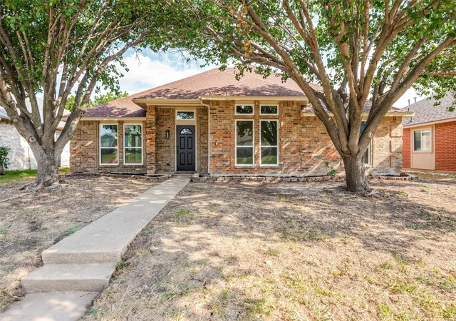 Photo 1 of Single family home for sale at 5849 Baker Dr, The Colony, TX 75056 | MLS# 21377507 | Listing updated on 2026-09-05