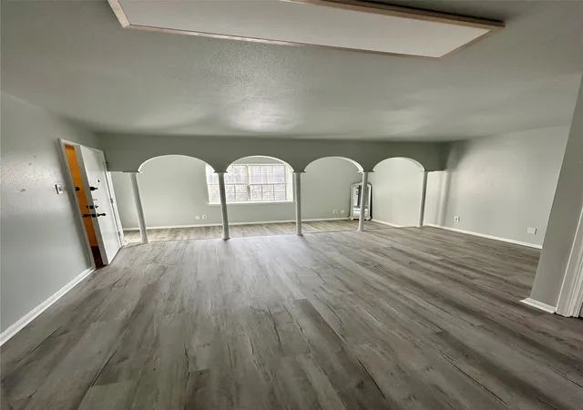 Photo 3 of Sale Pending at 3730 Fairfield Ave #263, Shreveport, LA 71104 | MLS# 21378989 | Listing updated on 2026-09-18