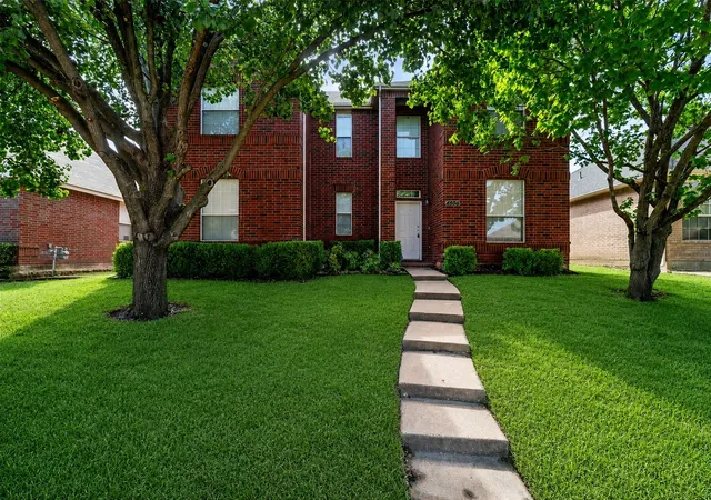 Photo 2 of Single family home for sale at 4506 Stirling Dr, Garland, TX 75043 | MLS# 21378572 | Listing updated on 2026-09-30