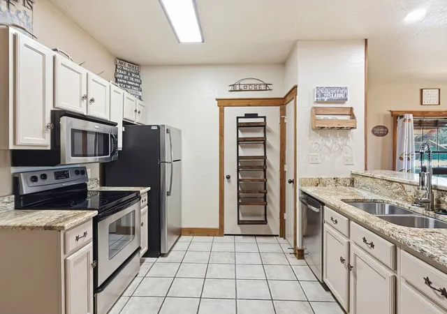 Photo 3 of Single family home for sale at 101 Hide Away Dr #7, Strawn, TX 76475 | MLS# 21374803 | Listing updated on 2026-09-05