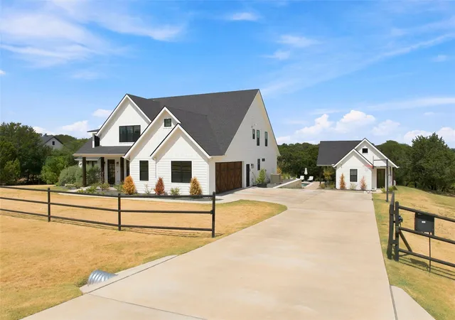 Photo 2 of Single family home for sale at 1065 Whispering Oaks, China Spring, TX 76633 | MLS# 21378936 | Listing updated on 2026-10-06