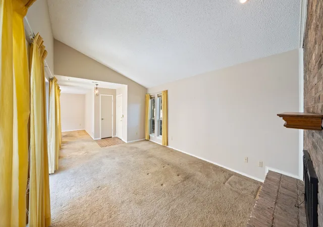 Photo 4 of Single family home for sale at 3017 Bandolino Ln, Plano, TX 75075 | MLS# 21375514 | Listing updated on 2026-10-07