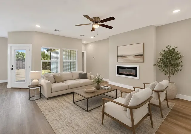 Photo 3 of Single family home for sale at 3208 31st Street, Fort Worth, TX 76106 | MLS# 21378199 | Listing updated on 2026-09-06