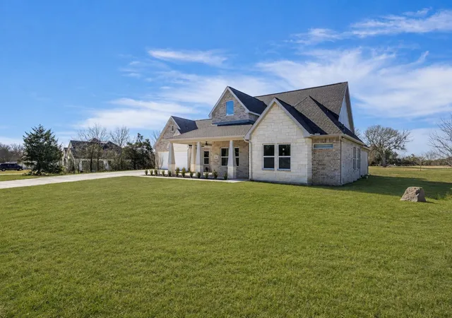 Photo 2 of Single family home for sale at 2378 County Rd 1112, Farmersville, TX 75442 | MLS# 21378200 | Listing updated on 2026-09-06