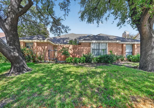 Photo 2 of Single family home for sale at 9711 Springtree Ln, Dallas, TX 75243 | MLS# 21375518 | Listing updated on 2026-10-03