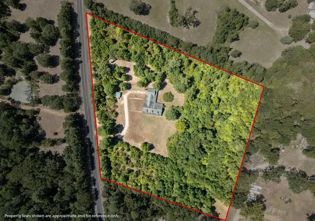 Photo 2 of Single family home for sale at 11668 Fm 2454, Pittsburg, TX 75686 | MLS# 21379231 | Listing updated on 2026-09-05