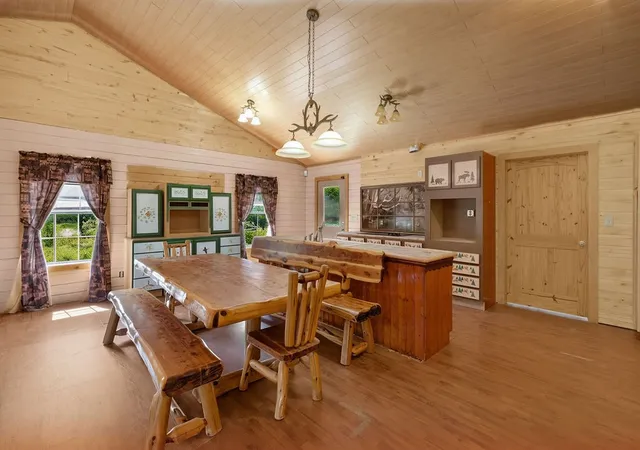 Photo 3 of Single family home for sale at 11668 Fm 2454, Pittsburg, TX 75686 | MLS# 21379231 | Listing updated on 2026-09-05