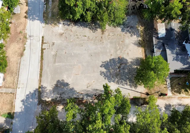Photo 2 of Land for sale at 203 S Ave H, Clifton, TX 76634 | MLS# 21379234 | Listing updated on 2026-09-05