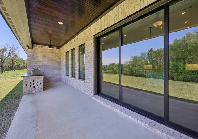 Photo 3 of Single family home for sale at 132 Peachleaf Dr, Aubrey, TX 76227 | MLS# 21379262 | Listing updated on 2026-09-21