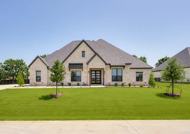 Photo 1 of Single family home for sale at 126 Texas Ash Dr, Aubrey, TX 76227 | MLS# 21379270 | Listing updated on 2026-09-05