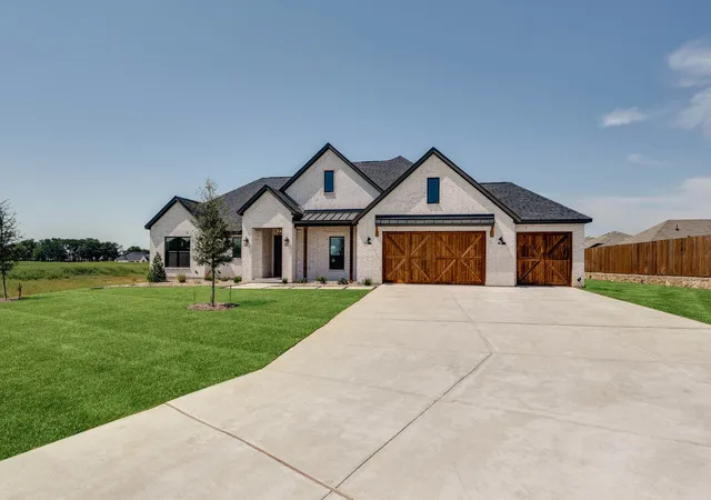 Photo 1 of Single family home for sale at 106 Wild Plum Dr, Aubrey, TX 76227 | MLS# 21379274 | Listing updated on 2026-09-05